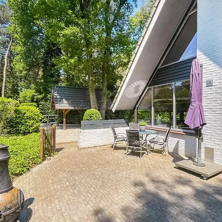 In With Wifi 펜션 Meijel